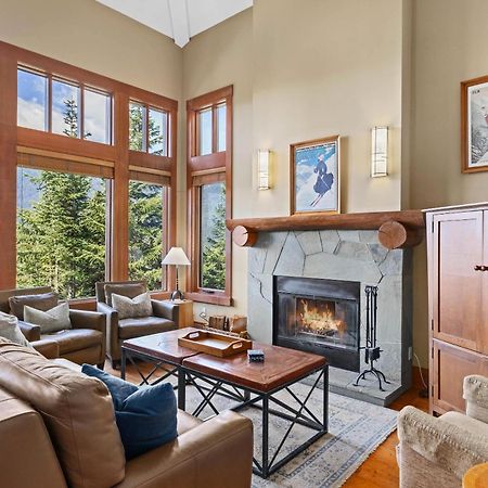 Taluswood The Heights 18 | Mountainside Townhome W/ Ski Access, Hot Tub, Tranquil Views Whistler Exterior photo